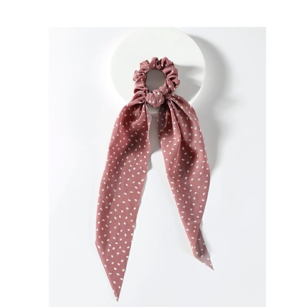 5/$25 POKA DOT SCARF SCRUNCHY